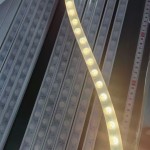 Outdoor flexible wall washer